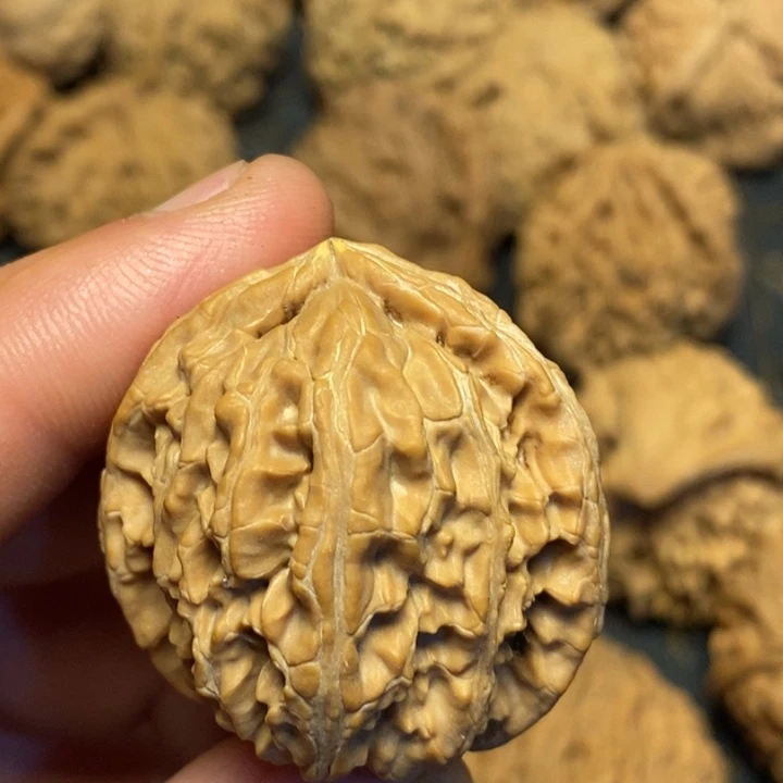文玩核桃吊坠T**y文玩核桃异形单只