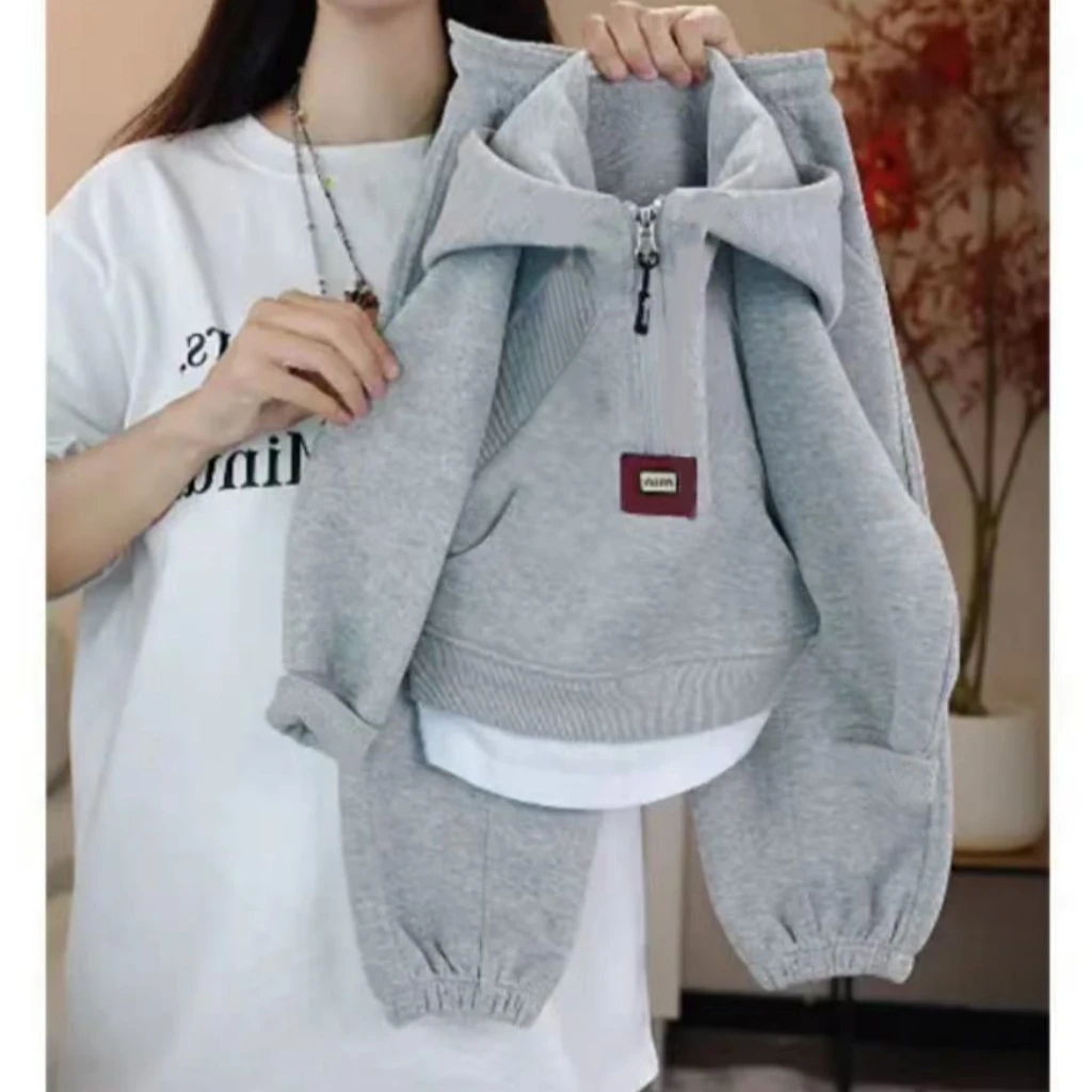 2025春季儿童洋气圆领宽松套装宝宝运动休闲韩版时尚炸街两件套