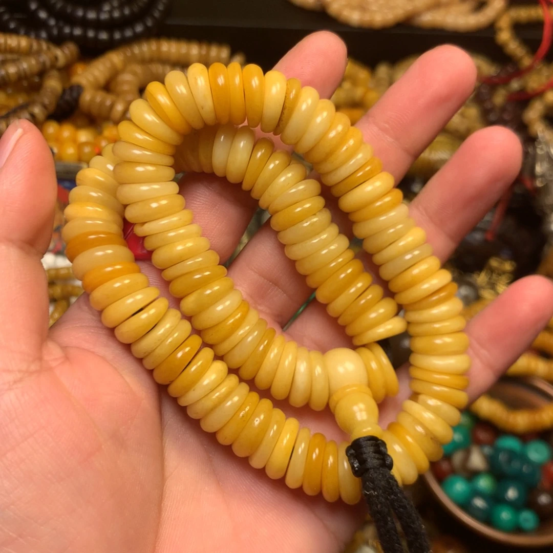 泥塑娘啦擦擦骰子