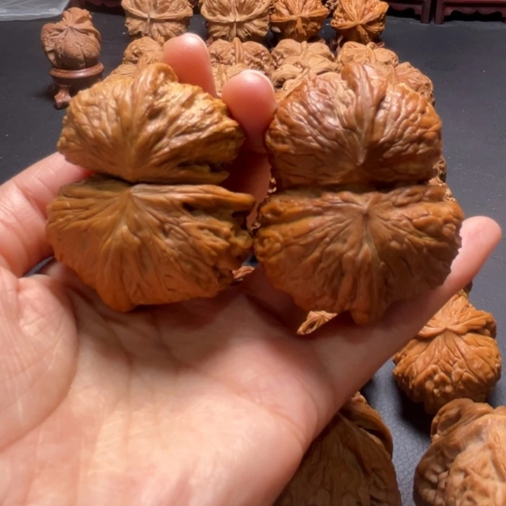 吊坠文玩核桃铁锤妹妹连体核桃哈哈哈哈哈哈