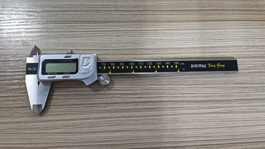 陉工防潮数显ip54电子数显高精度卡尺高精度工业级卡尺