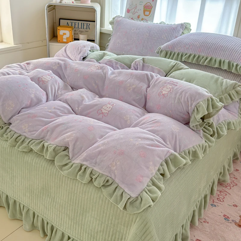 轻奢公主风加厚牛奶绒床盖四件套防滑双面绒花边被罩蓄热抗静电