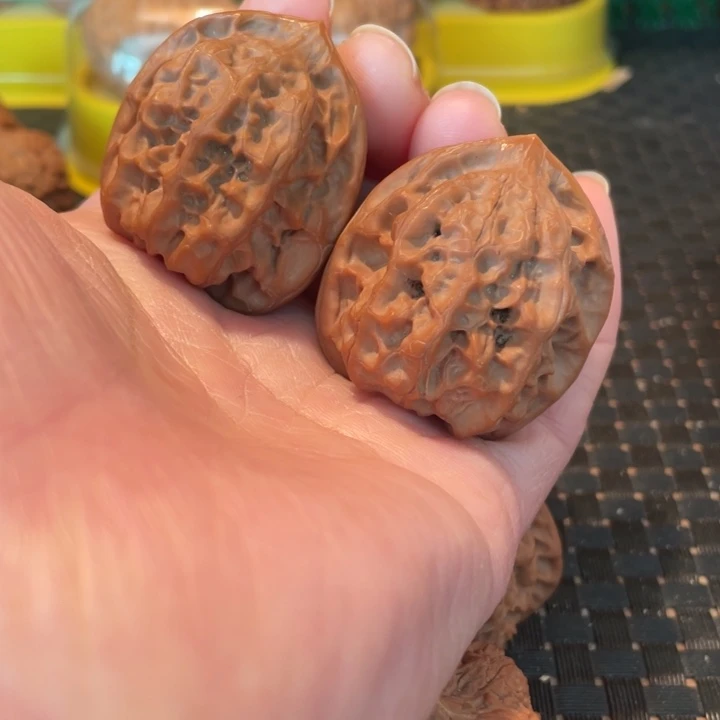 吊坠文玩核桃磐石核桃