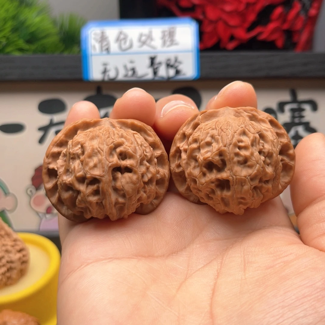 点***手桃核吊坠42苹果园