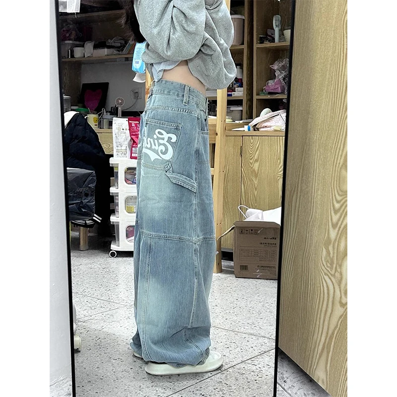 大码国潮高街复古弯刀牛仔裤女夏季新款字母印花宽松慵懒感工装裤