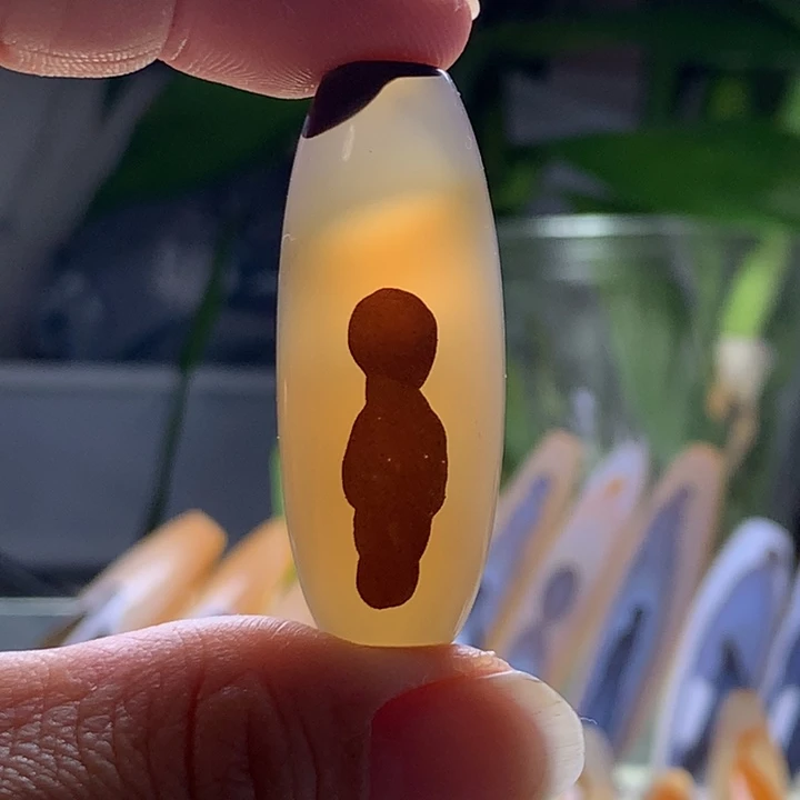 未镶嵌玛瑙/玉髓珠宝半成品9