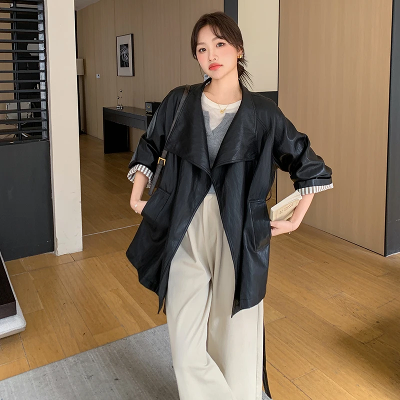 黑色高级感轻熟风PU皮宽松外套2025春新款复古气质设计感立领上衣