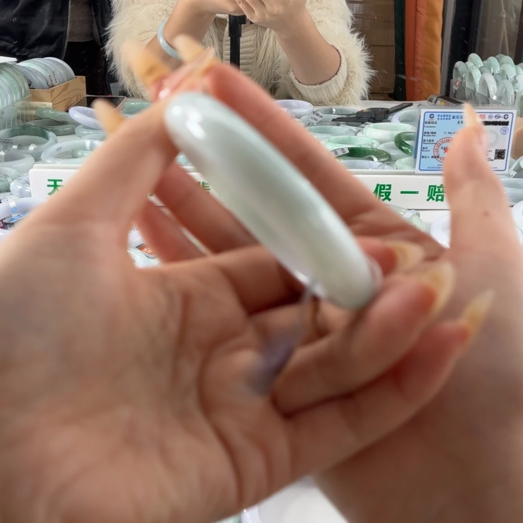 翡翠未镶嵌手镯888