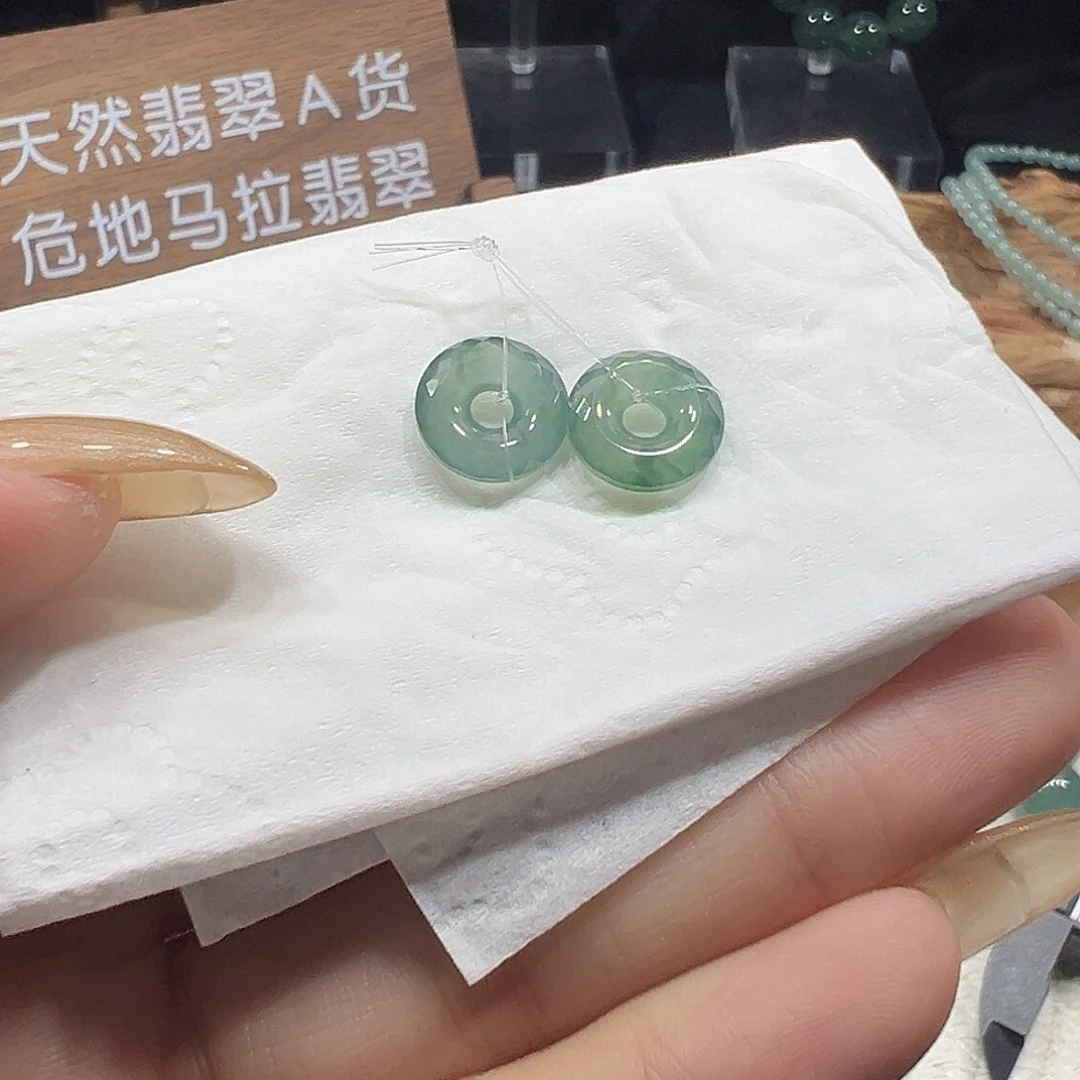 翡翠未镶嵌手链翡翠