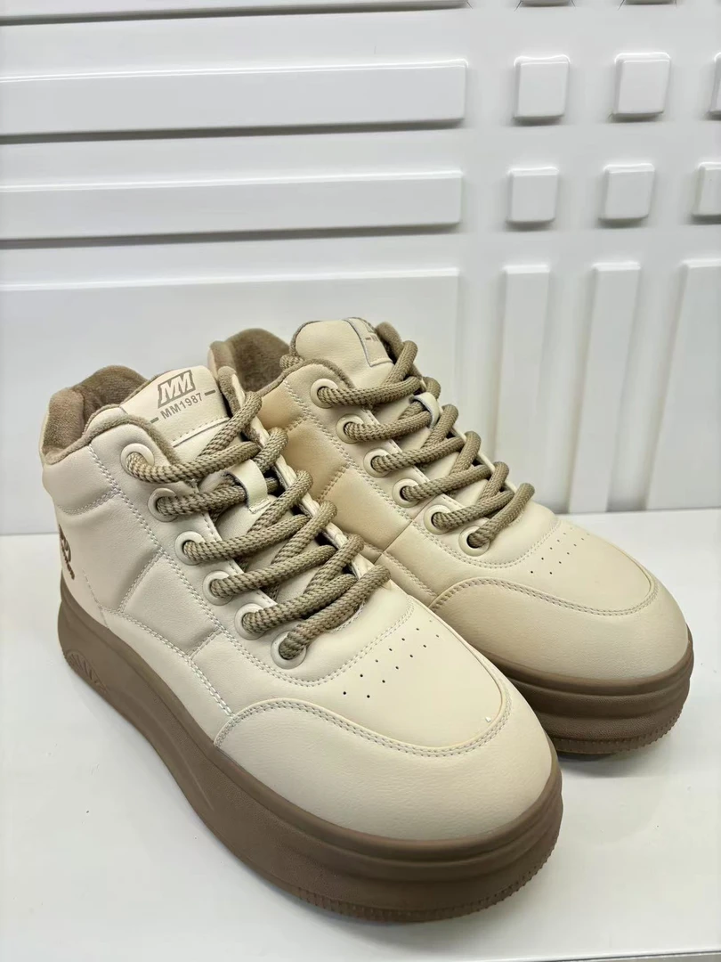 新款气质休闲百搭女士[大棉]休闲鞋A/TM/88-11