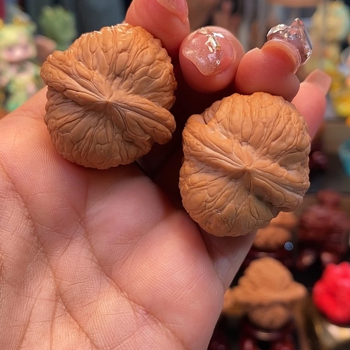 文玩核桃吊坠乾坤元宝