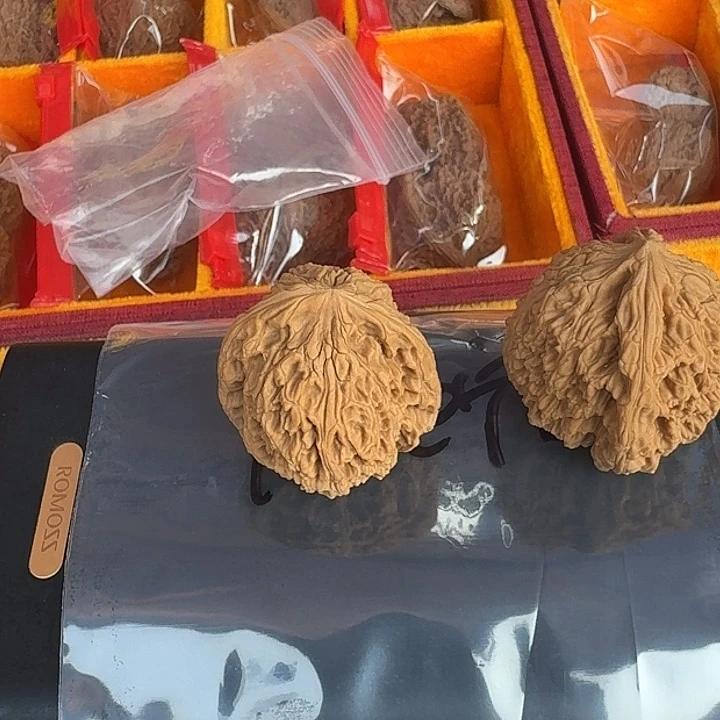 R***远文玩核桃吊坠啦啦啦啦啦