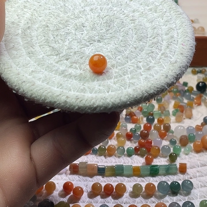 翡翠散珠未镶嵌定制翡翠卡9