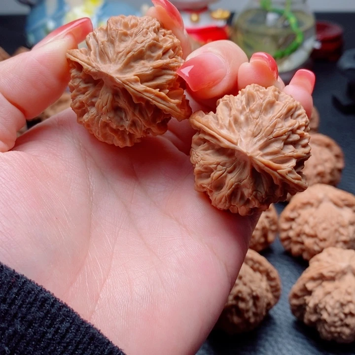 弗***克把件文玩核桃苹果园39