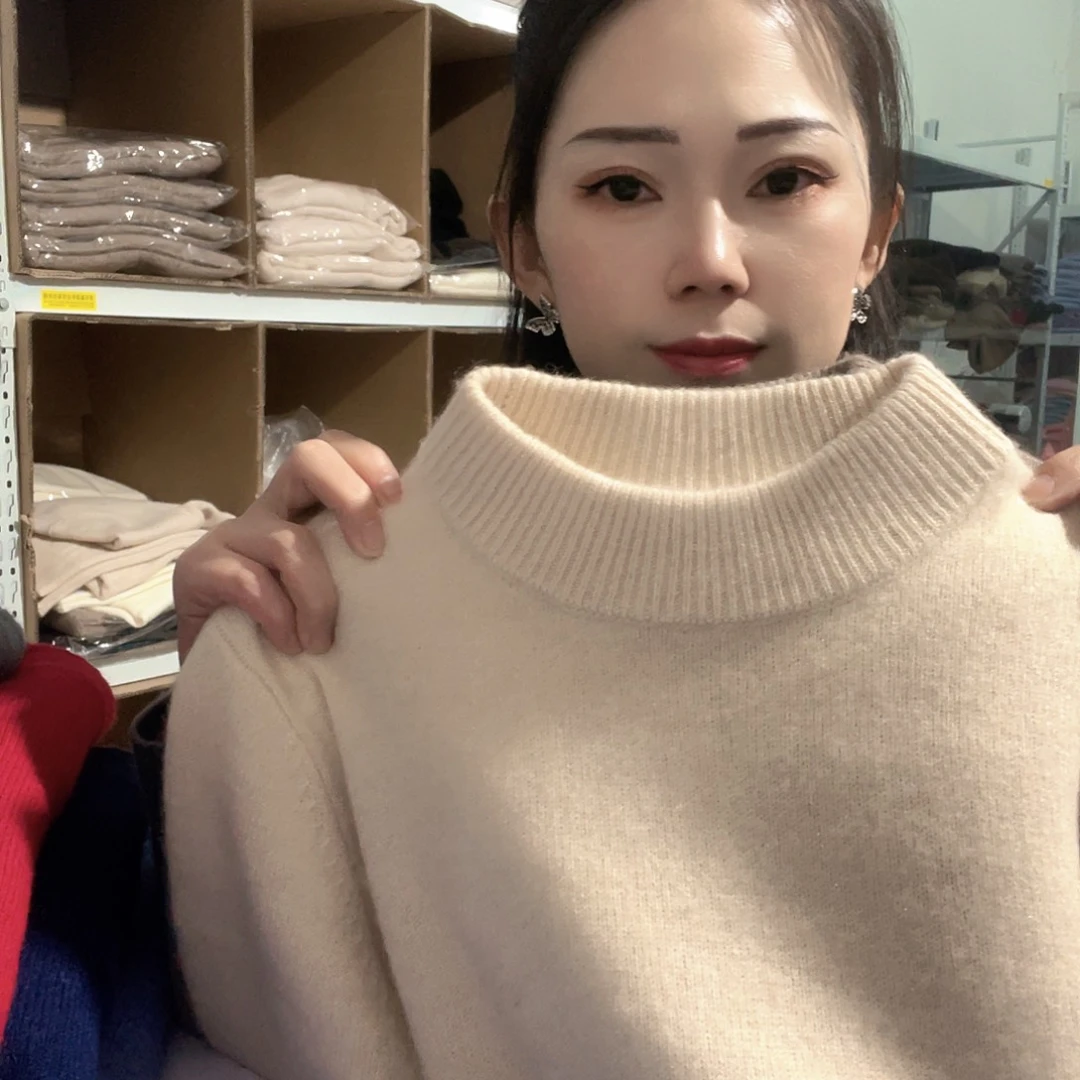男士半高领米色M XL. 2XL