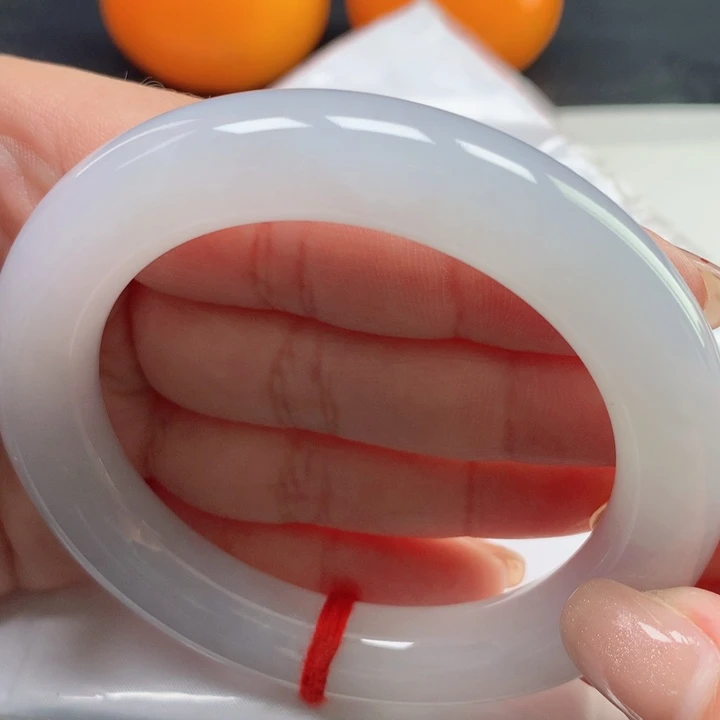 翡翠手镯（圆镯）未镶嵌556565656