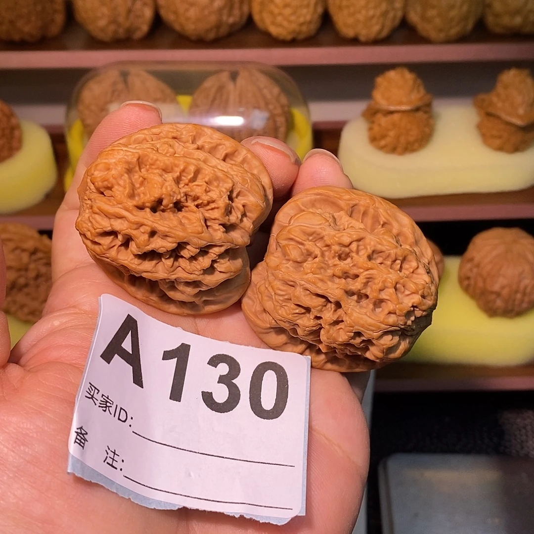 文玩核桃把件42将军膀克重54.8