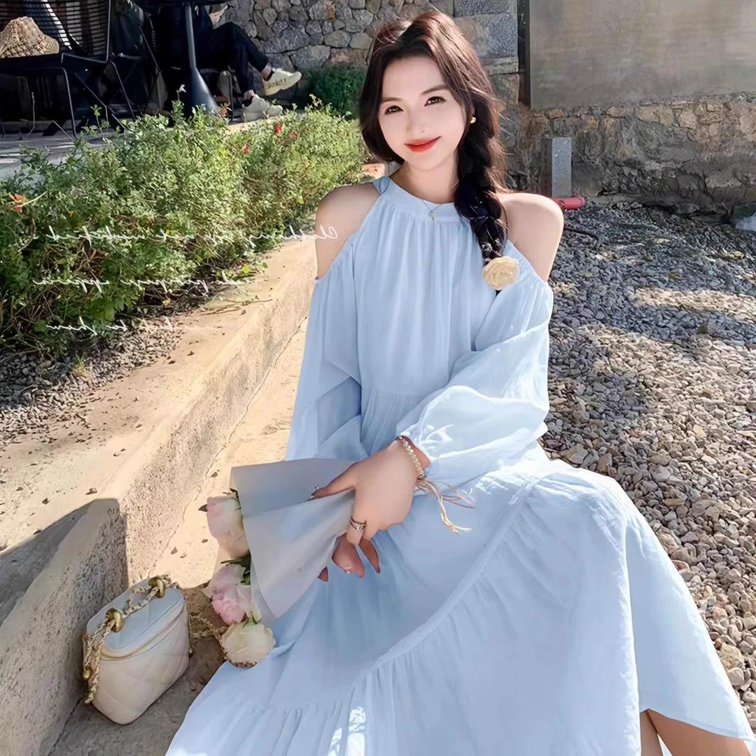 海边度假风露肩连衣裙女2025新款法式温柔风甜美宽松绝美仙女长裙