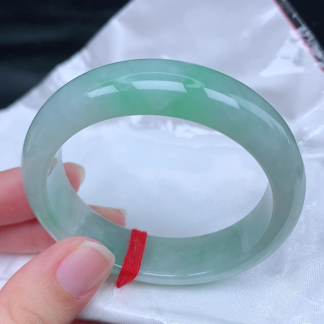 未镶嵌手镯翡翠天然