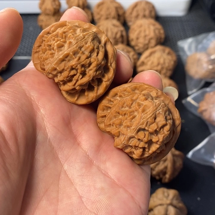 桃核吊坠4665456788