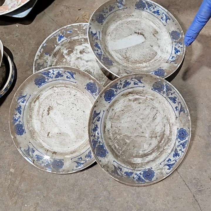 瓷片泡*吖陶瓷盘子碗啥都有