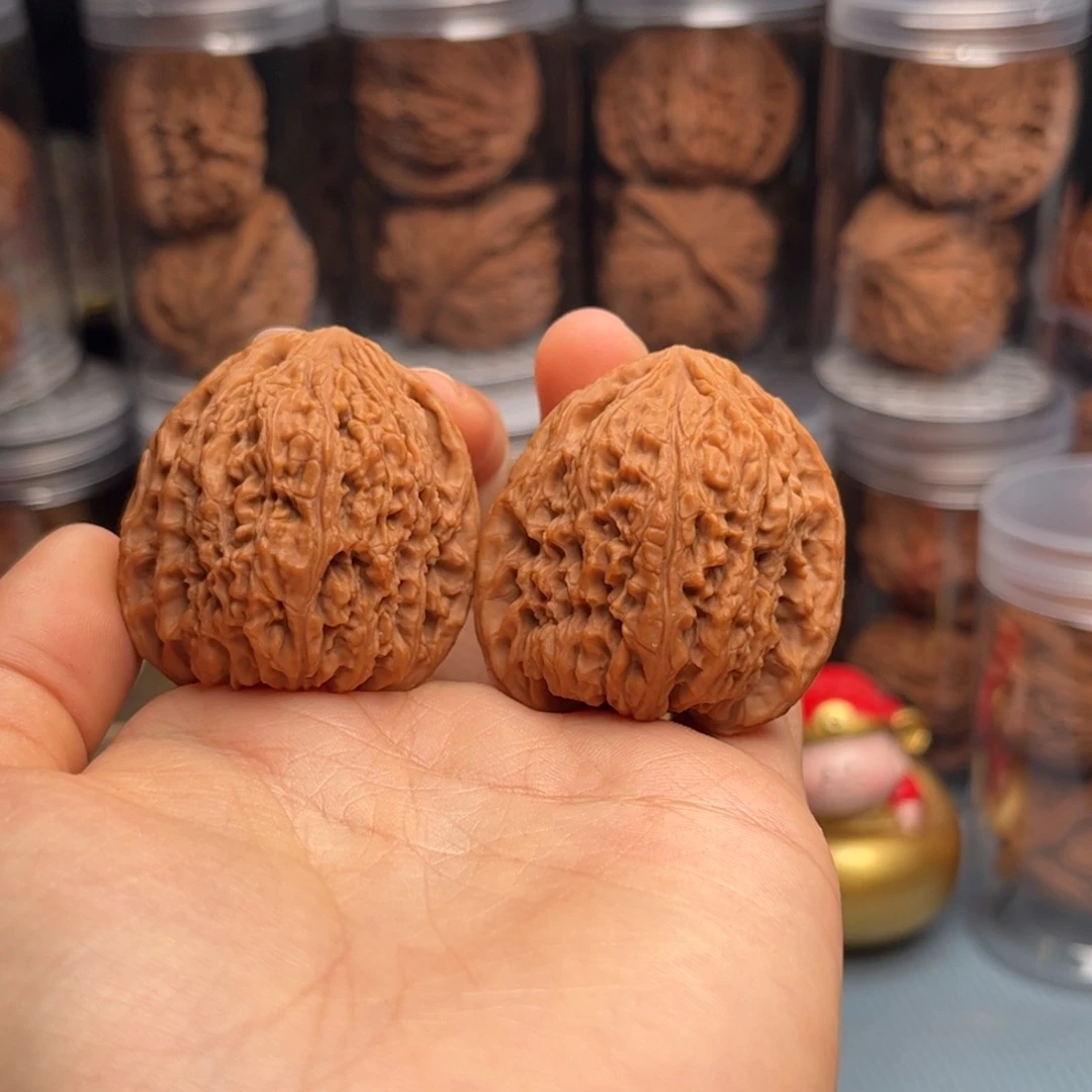 文玩核桃把件逐鹿南疆石37-37-39 全品 凹底