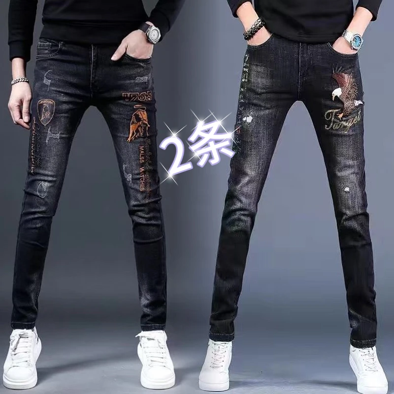 2025新款刺绣牛仔裤男士弹力修身潮牌印花休闲百搭小脚长裤子男装