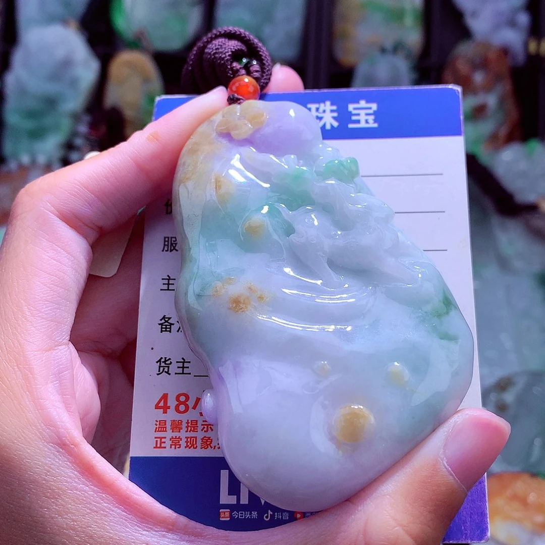 颈饰未镶嵌翡翠天然
