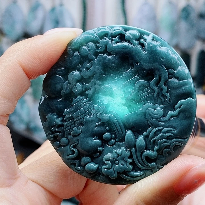 翡翠未镶嵌颈饰翡翠