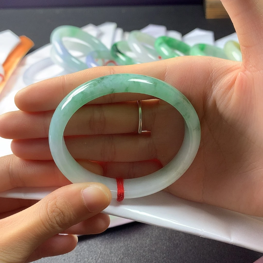 未镶嵌手镯翡翠福利