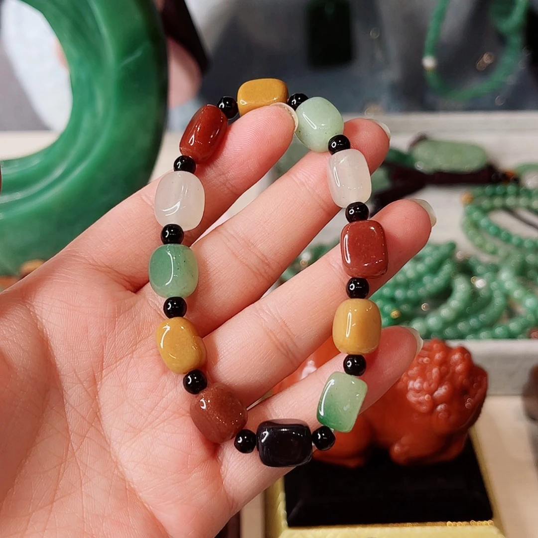 密玉（石英质玉）未镶嵌颈饰