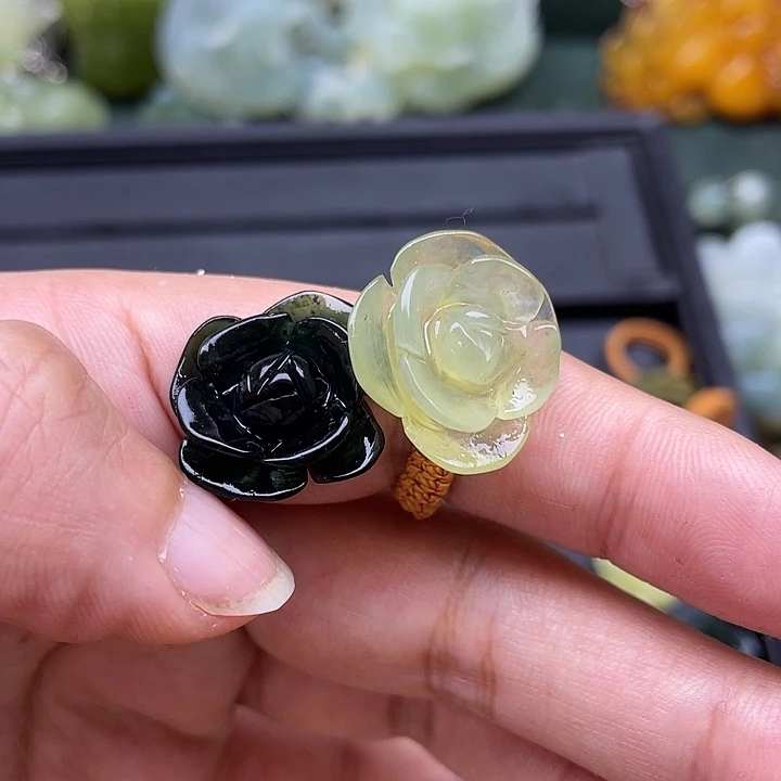 蛇纹石玉吊坠未镶嵌羽*墨