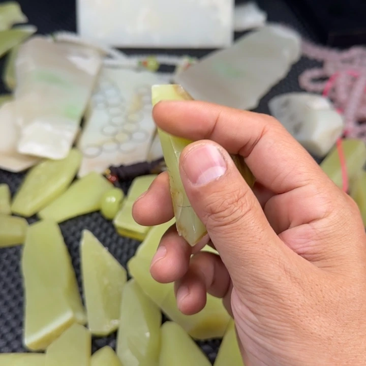 手链未镶嵌和田玉深*