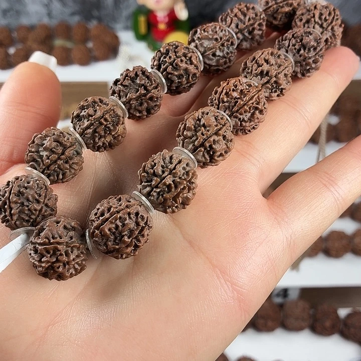 金刚菩提手串原生态六瓣红皮铁籽