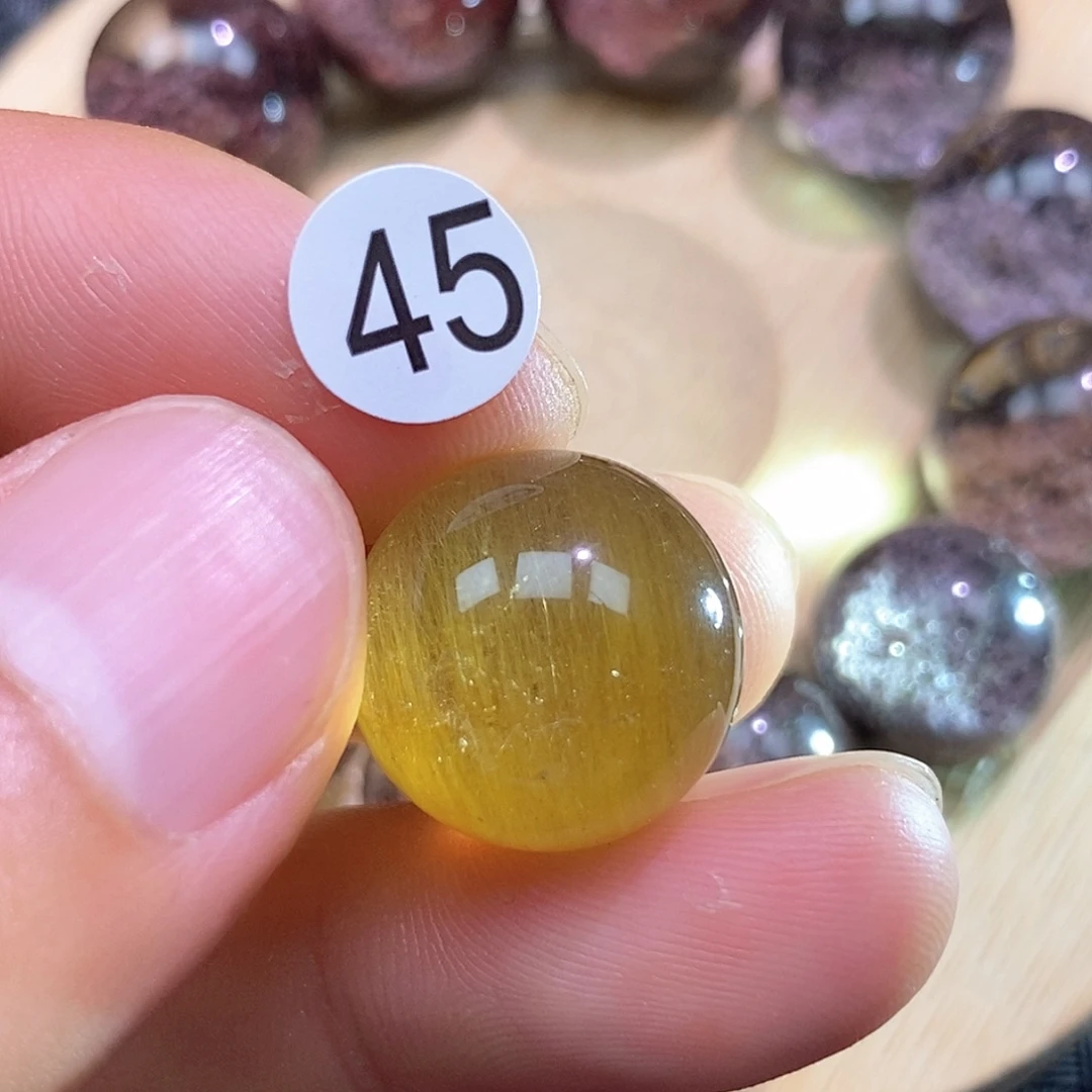 辣***兮吊坠(不含链)未镶嵌水晶