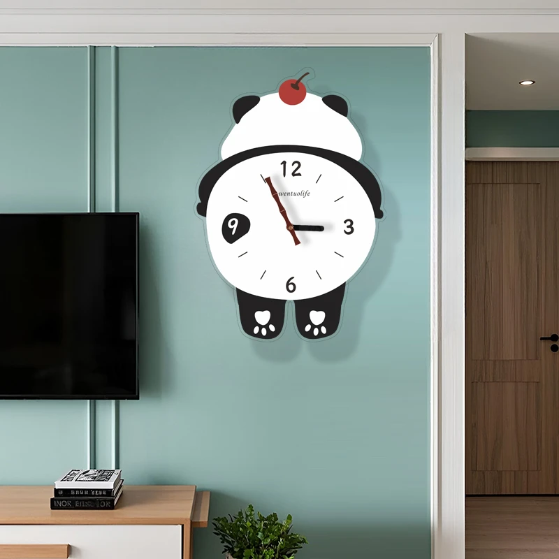 餐厅熊猫挂钟客厅钟表2025新款时钟挂墙创意装饰钟卡通挂表家用