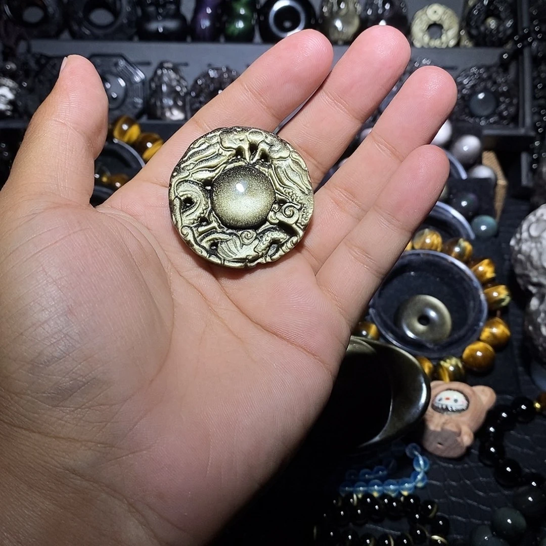 陈****黑曜岩未镶嵌手链