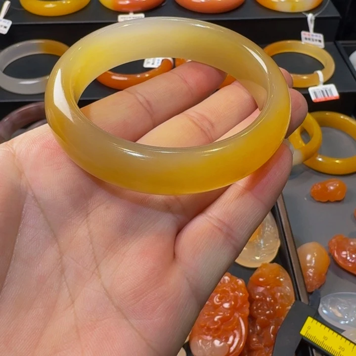 石英质玉（金丝玉）未镶嵌手镯57.5