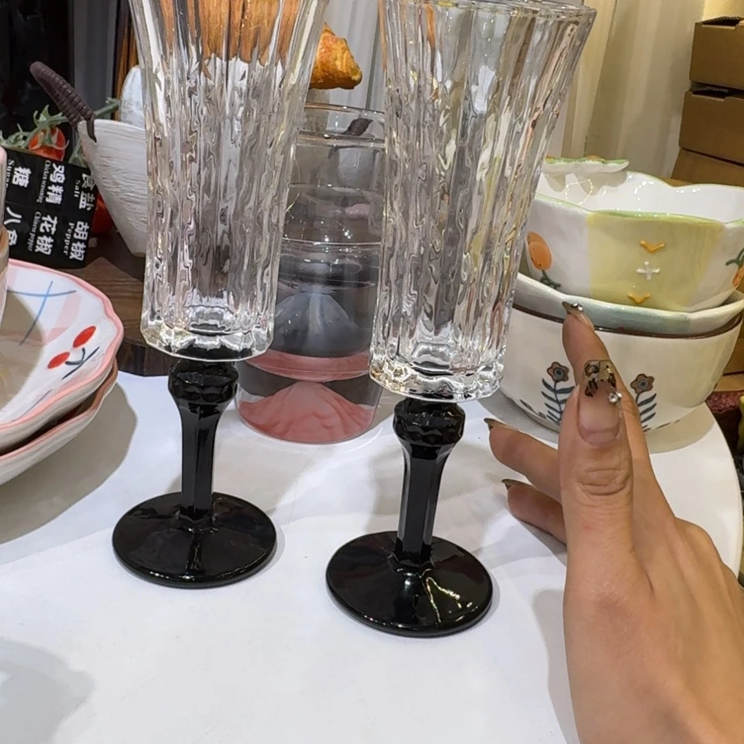 瓷芬两个两个两个脱色