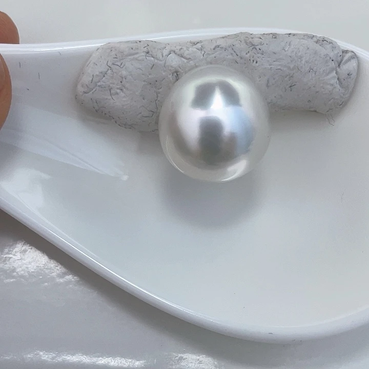 未镶嵌海水珍珠澳白15-16mm裸珠