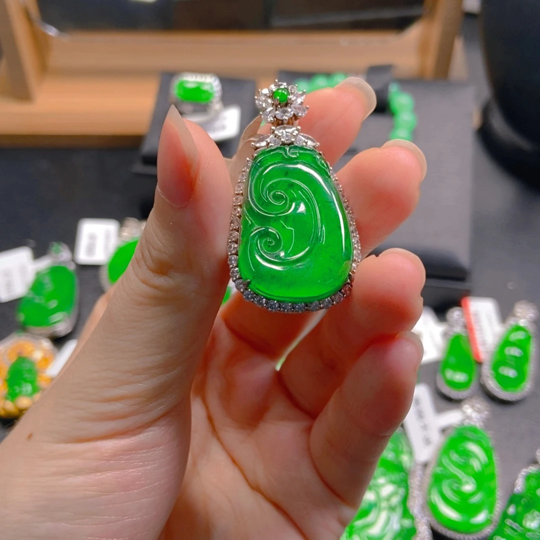 翡翠银S925镶嵌吊坠(不含链)