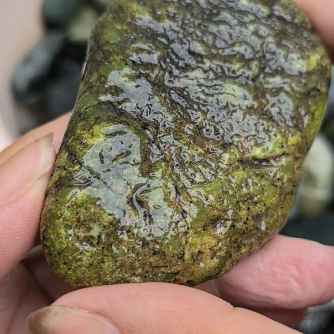 石材平*米藏玉药王石原石手把件一个