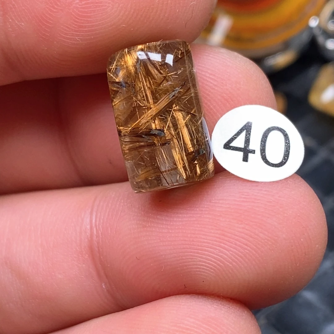 拉***队未镶嵌水晶颈饰水晶