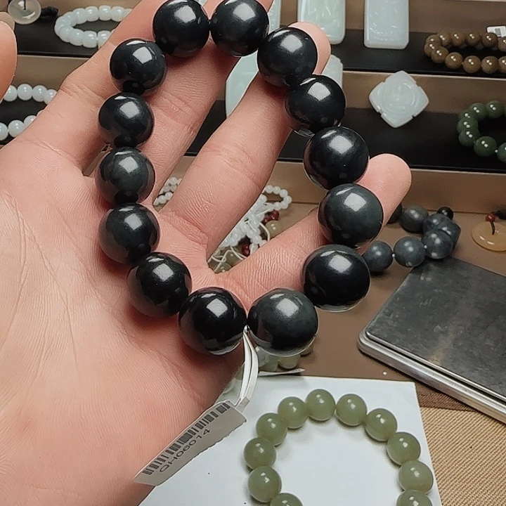 和田玉手链未镶嵌