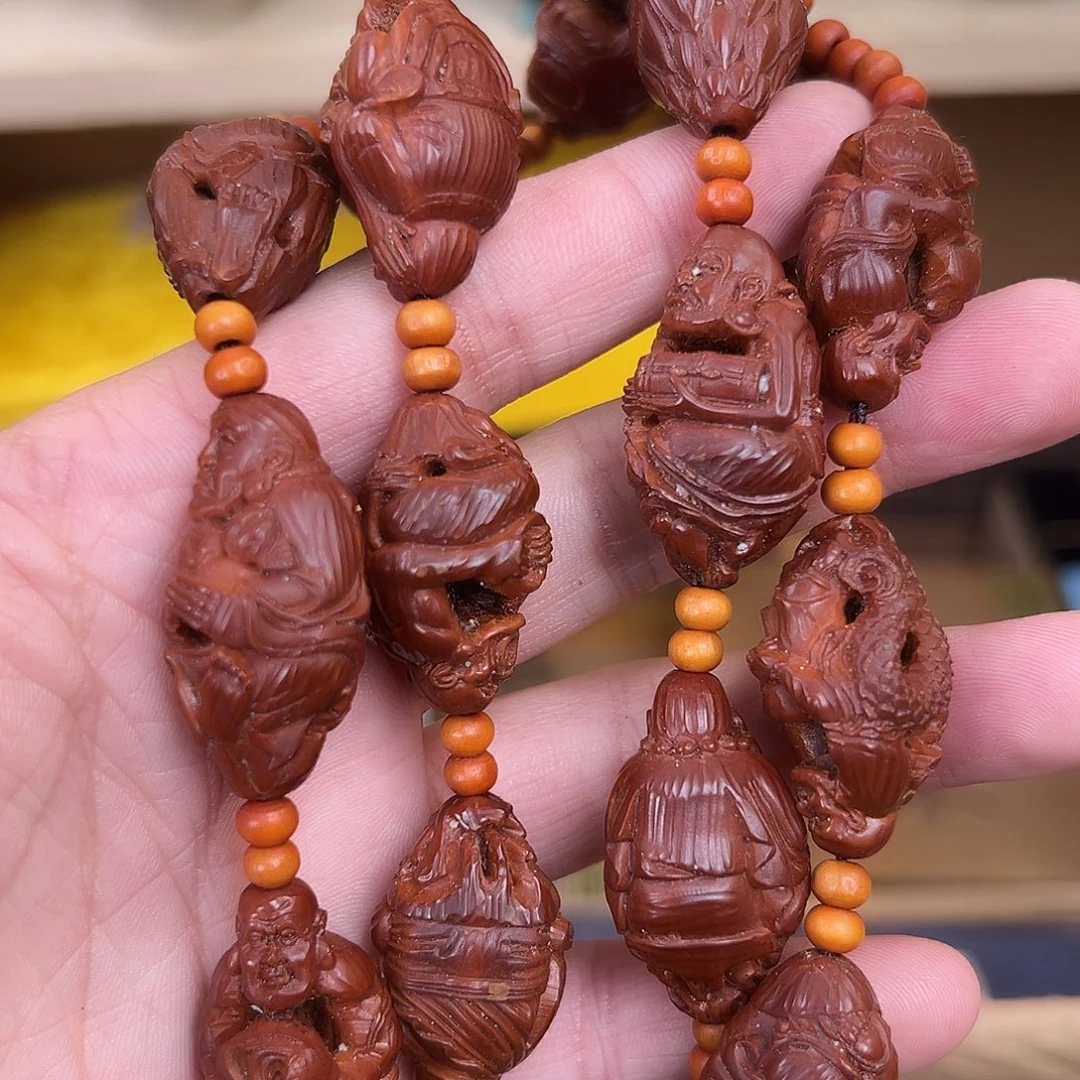 吊坠桃核好喜欢好可爱哦