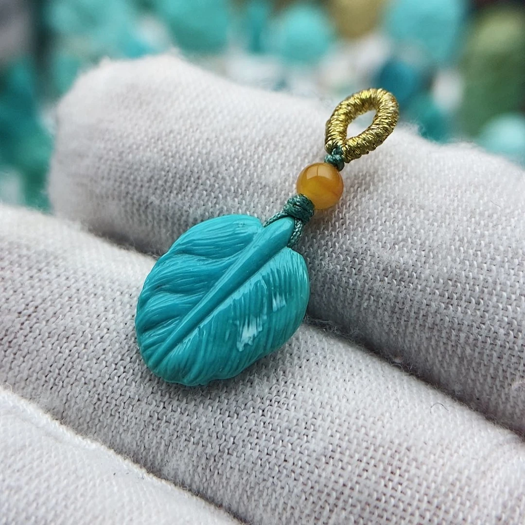 绿松石颈饰未镶嵌