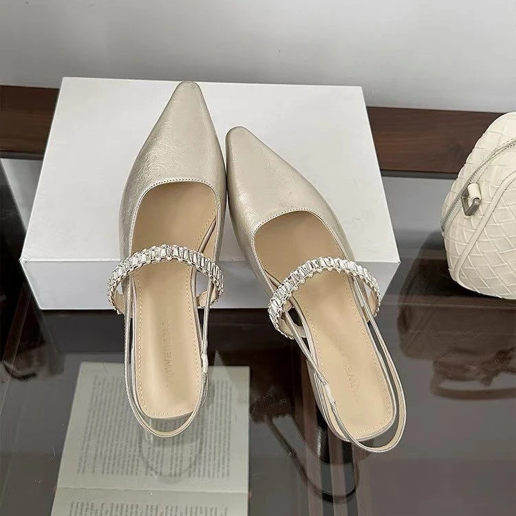 搭扣法式尖头女纯色水钻时装凉鞋仙女风时尚休闲风软皮软底单鞋