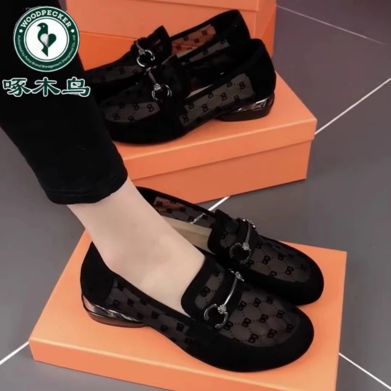 啄木鸟真皮女鞋2025新款镂空夏季单鞋一脚蹬网面乐福鞋软底凉鞋