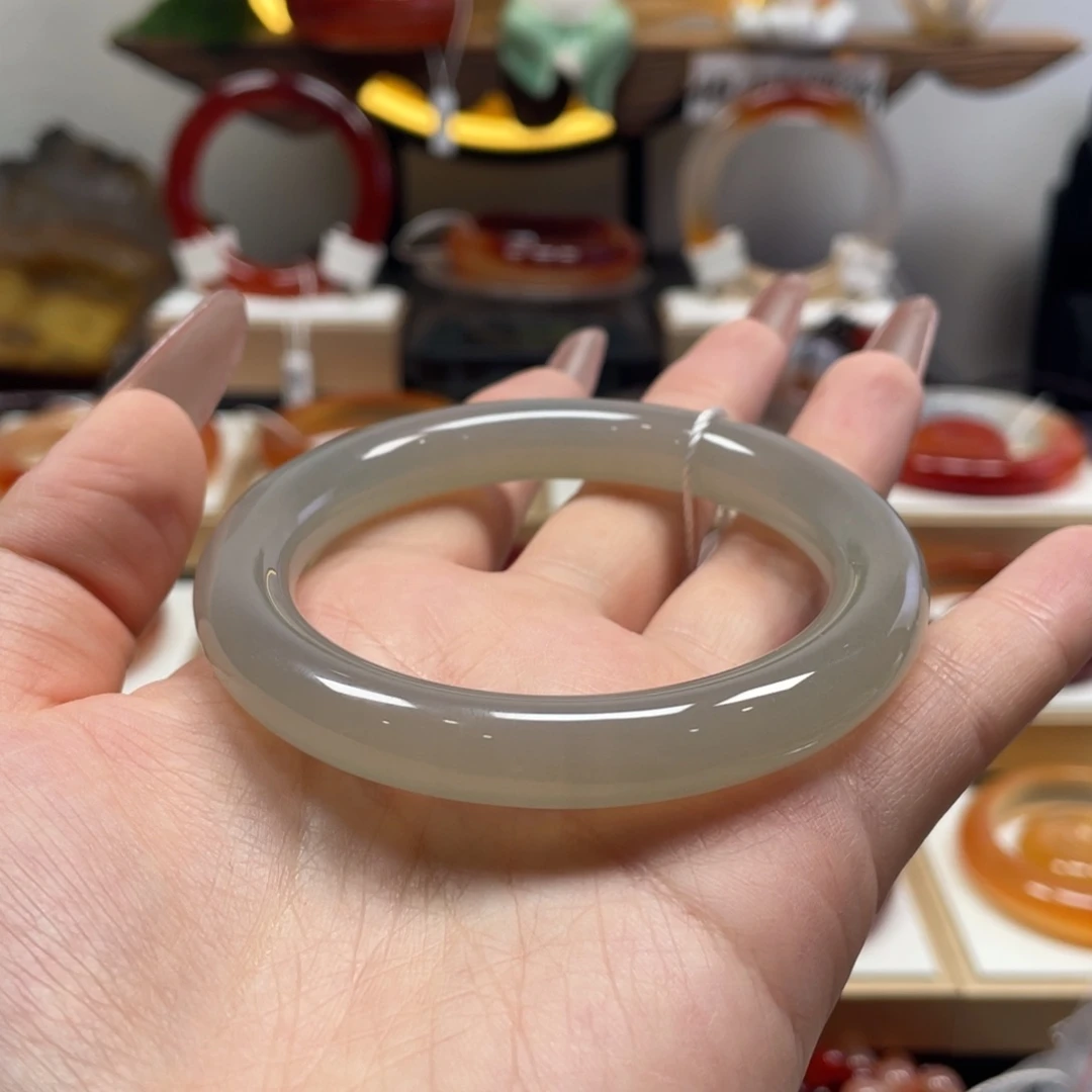 玛瑙/玉髓未镶嵌手镯