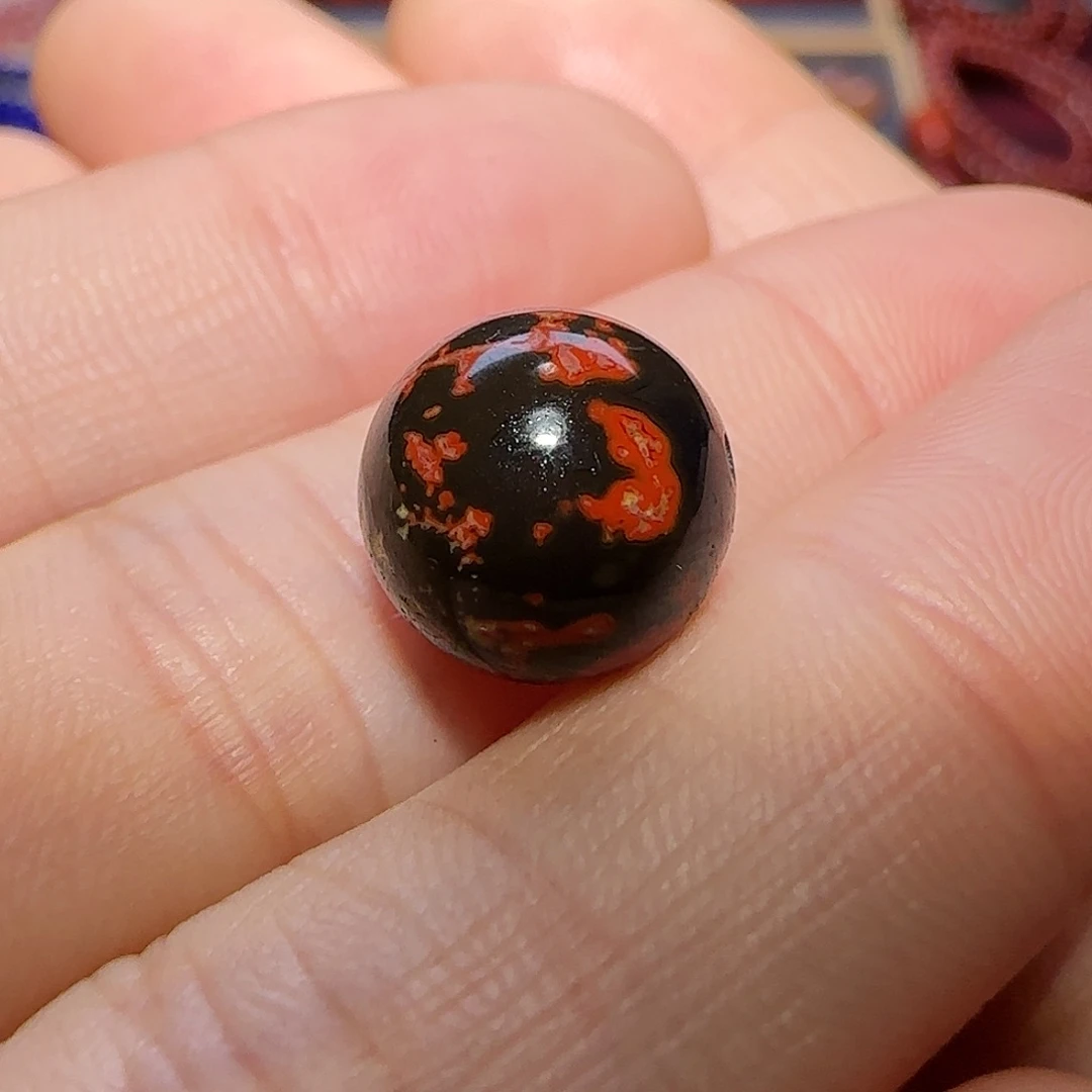 未镶嵌南红玛瑙珠宝奇石